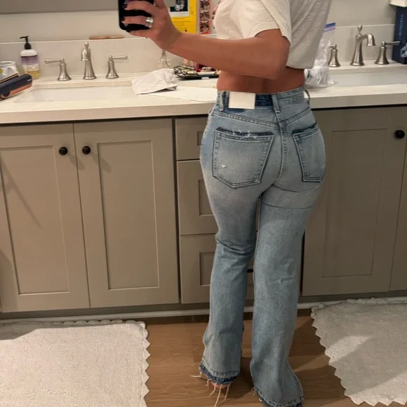 Women's Light Blue Jeans - Picture 3 of 3